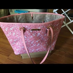 Sold do not buy X-large Michael Kors Tote